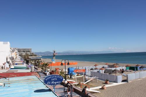 Apartamentos Guaquin Torremolinos Esterno foto