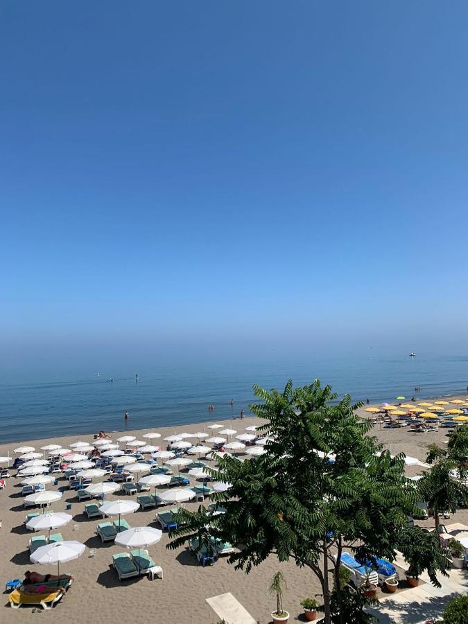 Apartamentos Guaquin Torremolinos Esterno foto